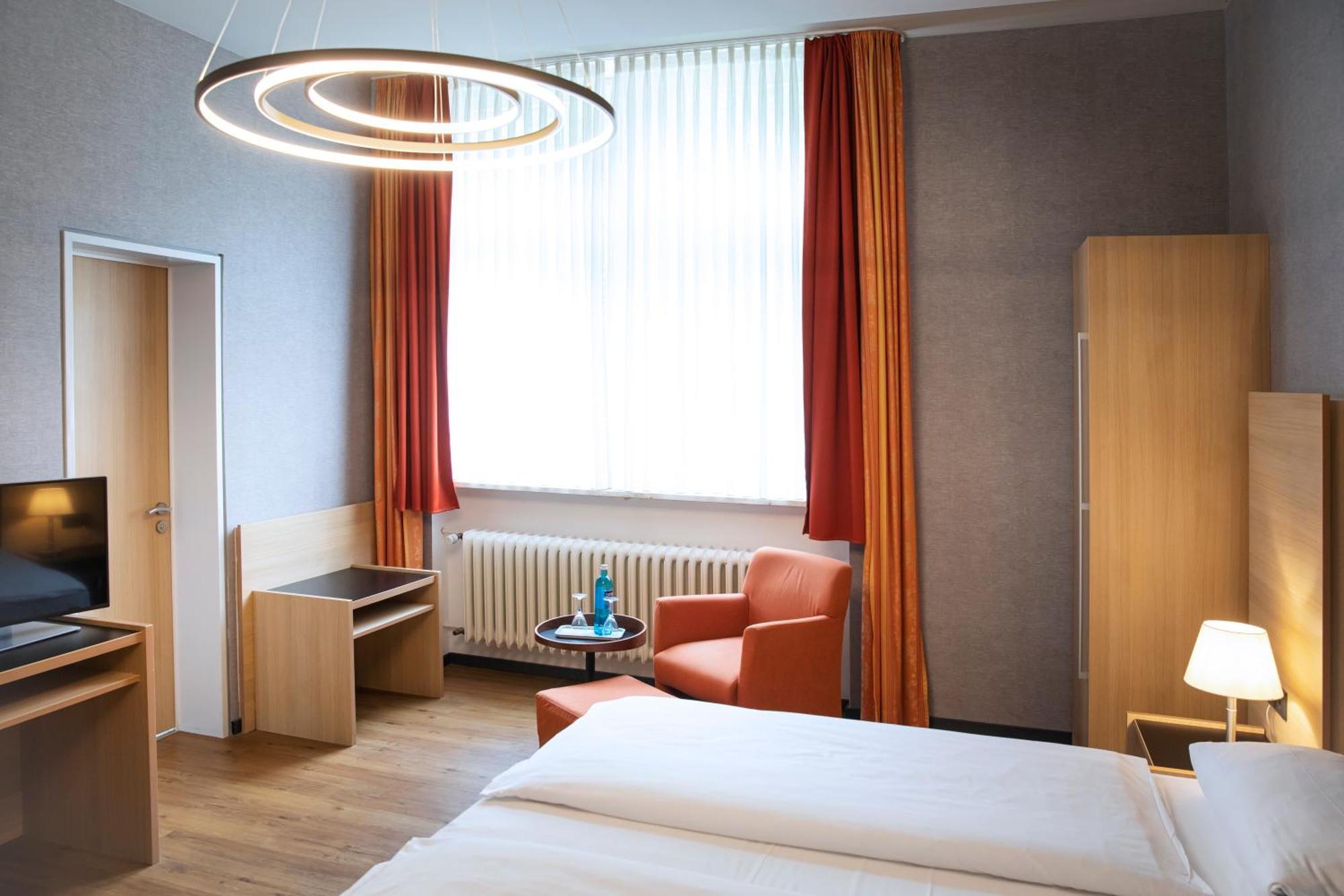 Roomingtons Hotel Franziskushoehe Lohr Dış mekan fotoğraf